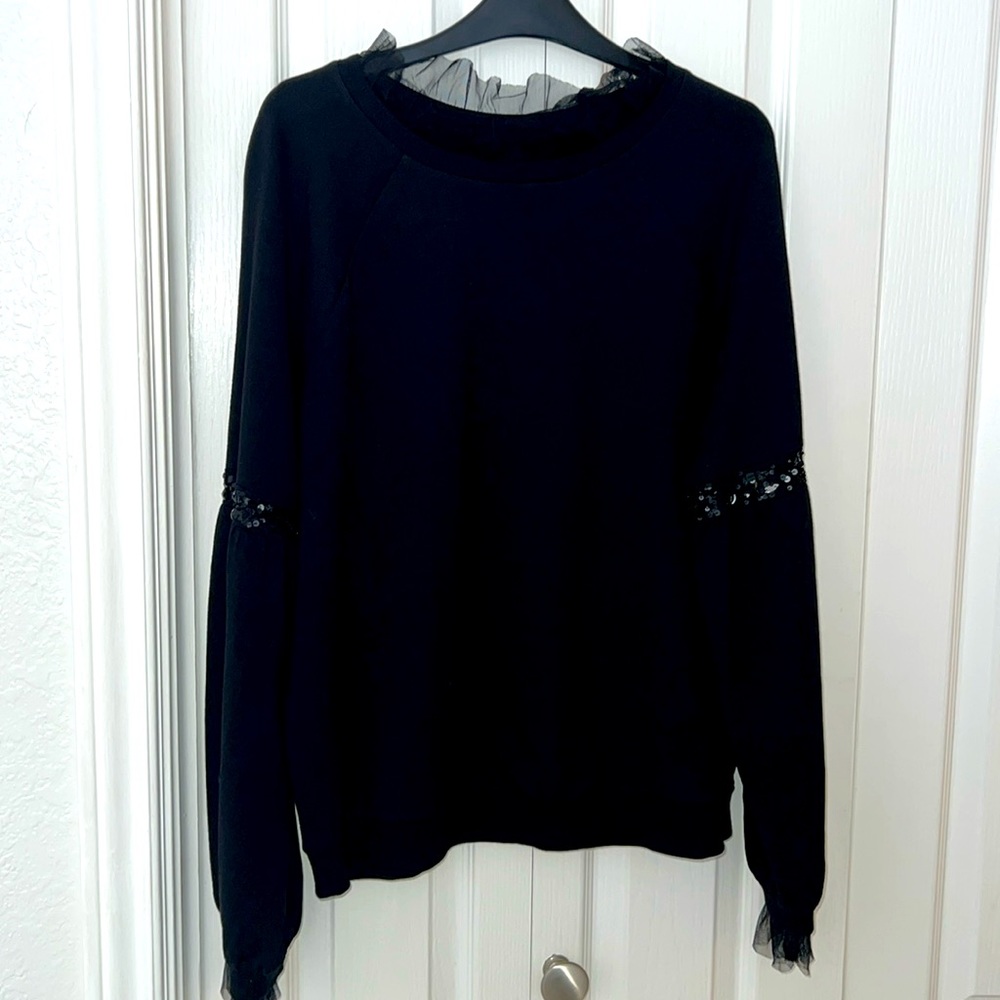 ⚠️ LTD time offer Halogen XL sequin sweatshirt